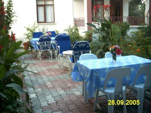 Keramos Pansiyon Finike Exterior foto