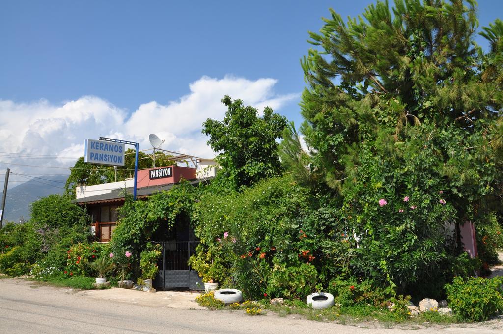 Keramos Pansiyon Finike Exterior foto